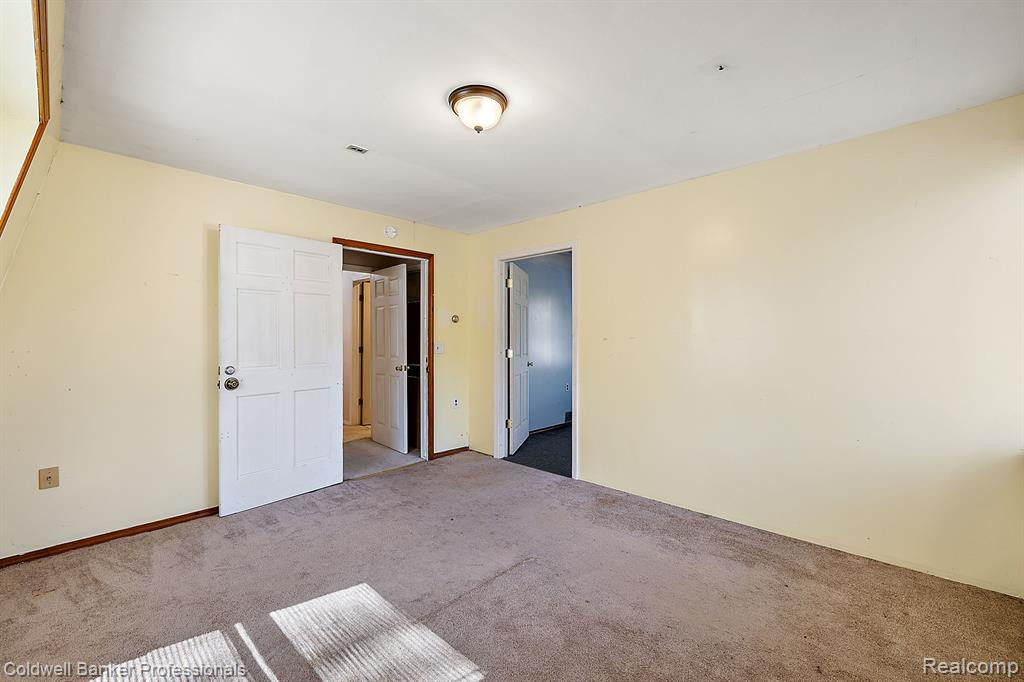 6595 ROGERS Drive, North Branch, MI 48461 — Photo 76