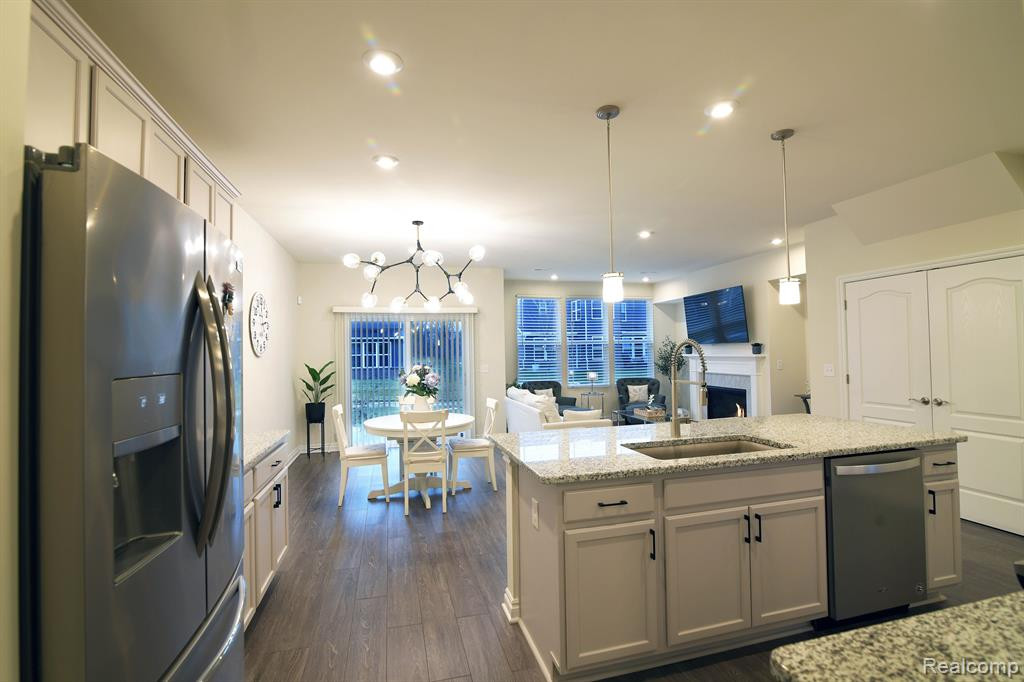 4878 BROOMFIELD Way, Lake Orion, MI — Photo 11