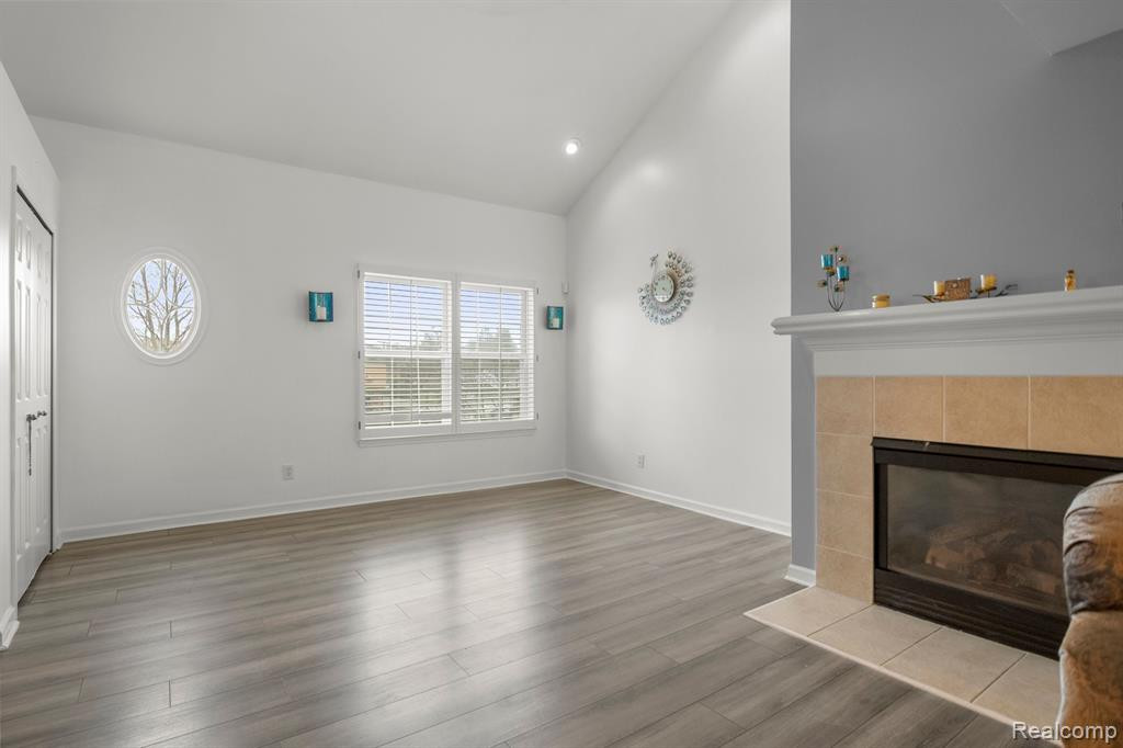 17034 FARMINGTON Road, Livonia, MI 48154 — Photo 5