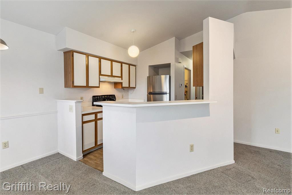 406 SPRING BROOKE Drive, Brighton, MI 48116 — Photo 11