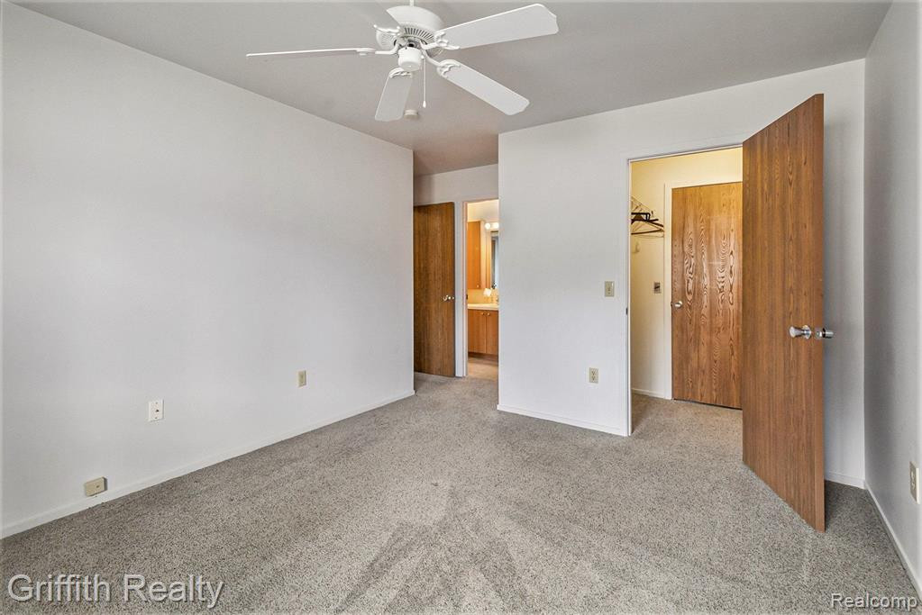 406 SPRING BROOKE Drive, Brighton, MI 48116 — Photo 18