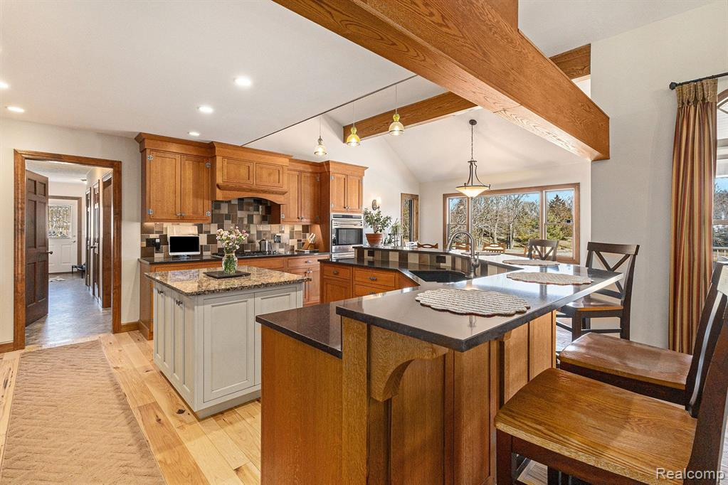 7650 OWOSSO Road, Fowlerville, MI 48836 — Photo 16