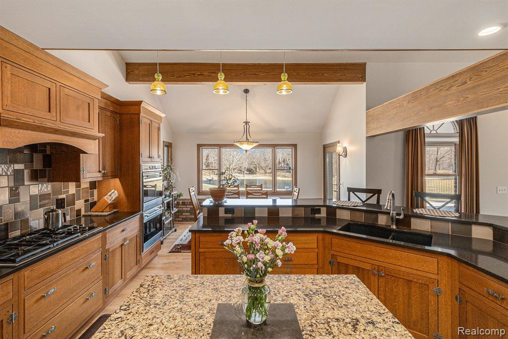 7650 OWOSSO Road, Fowlerville, MI 48836 — Photo 20