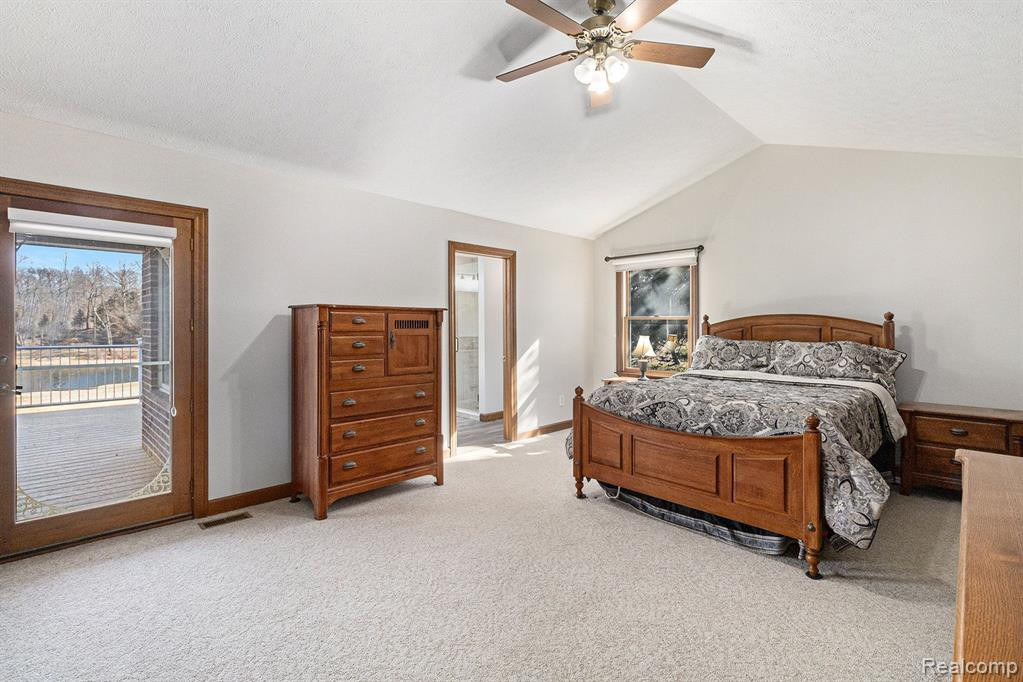 7650 OWOSSO Road, Fowlerville, MI 48836 — Photo 25