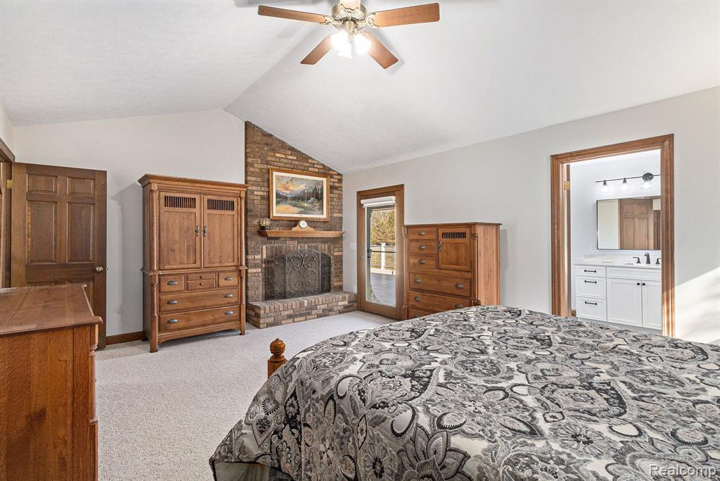 7650 OWOSSO Road, Fowlerville, MI 48836 — Photo 26
