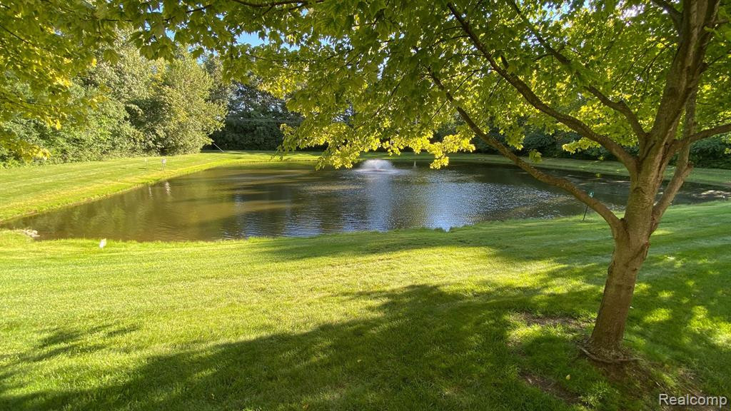 38430 SARATOGA Circle, 6, Farmington Hills, MI 48331 — Photo 4