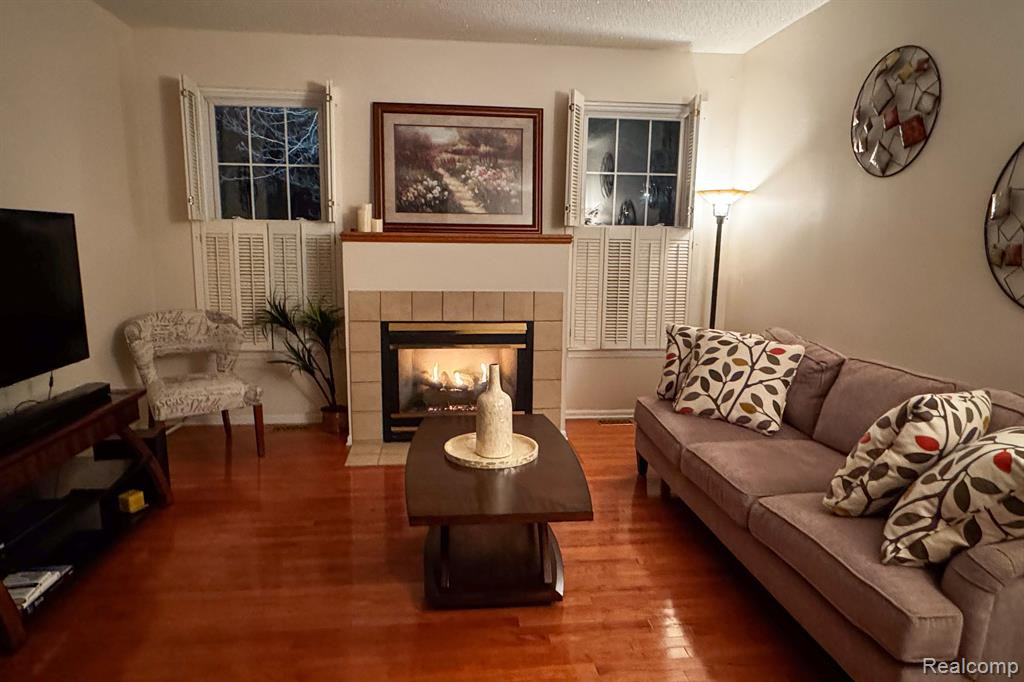 38430 SARATOGA Circle, 6, Farmington Hills, MI 48331 — Photo 12