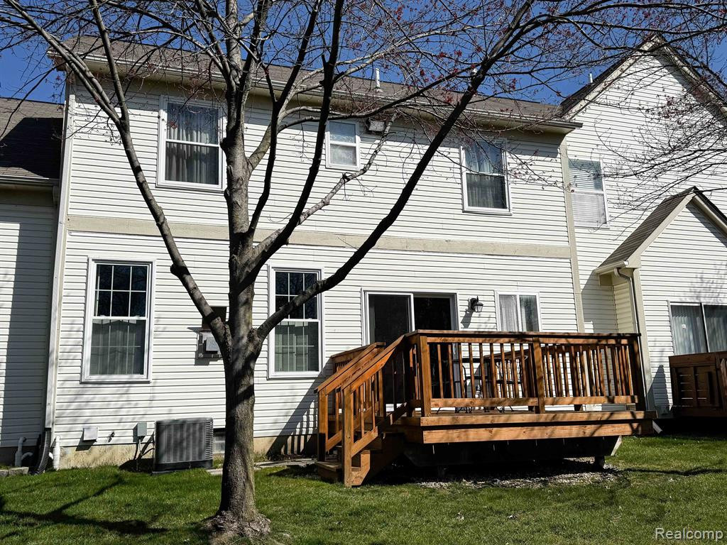38430 SARATOGA Circle, 6, Farmington Hills, MI 48331 — Photo 34