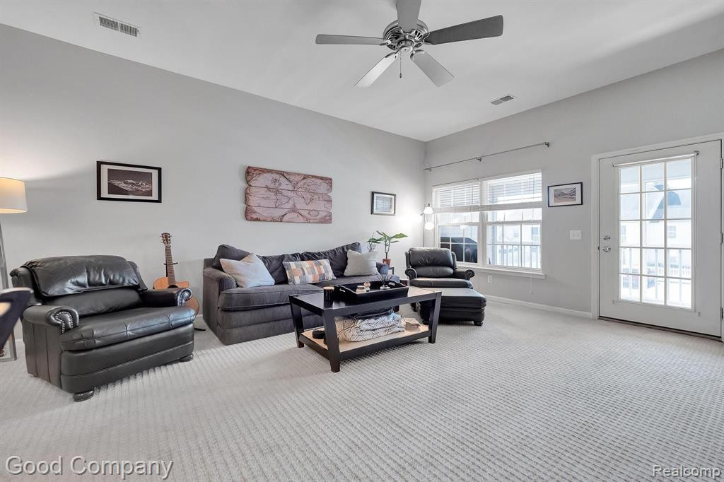 2793 S KNIGHTSBRIDGE Circle, Ann Arbor, MI 48105 — Photo 7