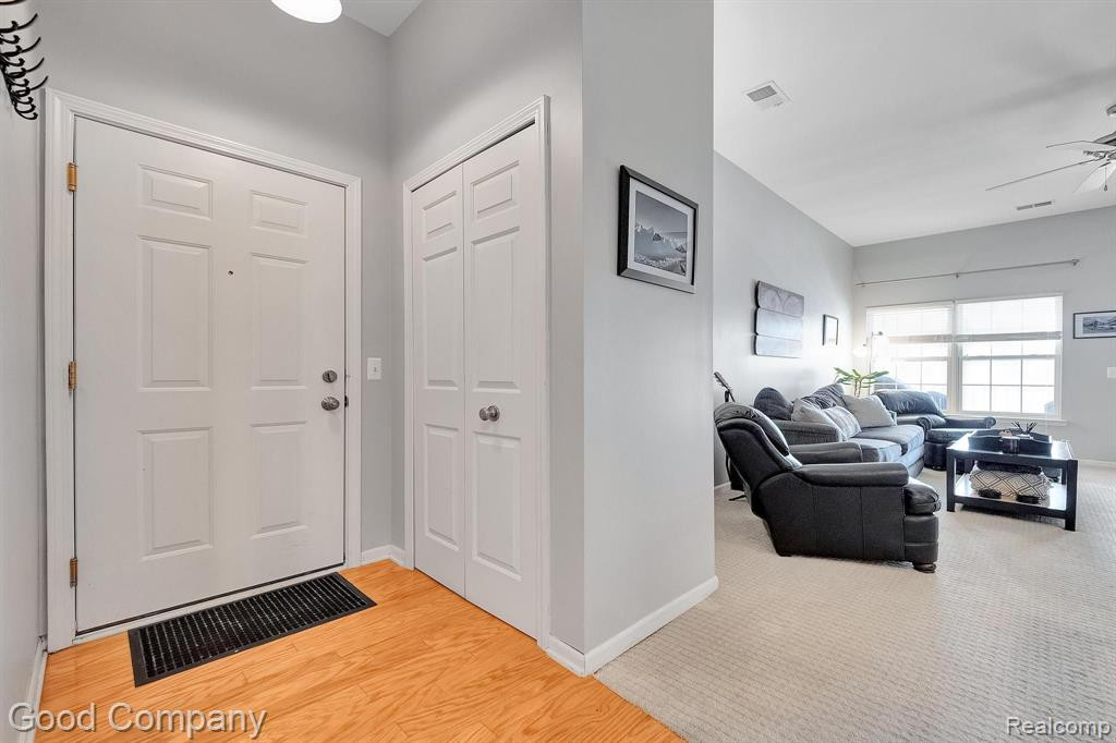 2793 S KNIGHTSBRIDGE Circle, Ann Arbor, MI 48105 — Photo 21