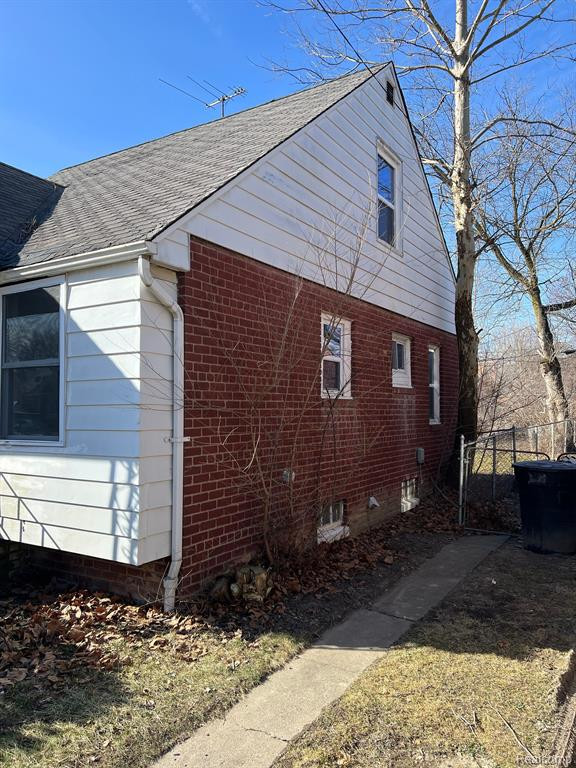 7781 HEYDEN Street, Detroit, MI 48228 — Photo 5