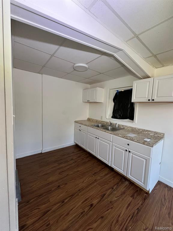 7781 HEYDEN Street, Detroit, MI 48228 — Photo 16