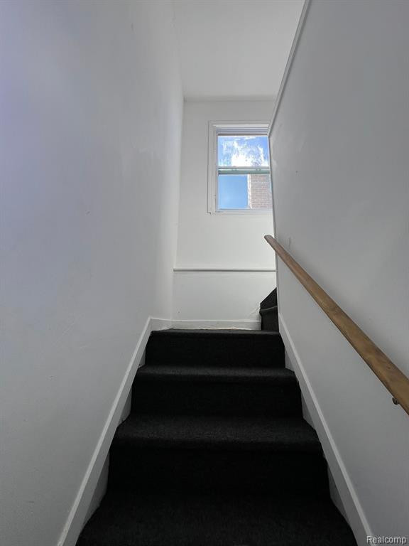 7781 HEYDEN Street, Detroit, MI 48228 — Photo 18