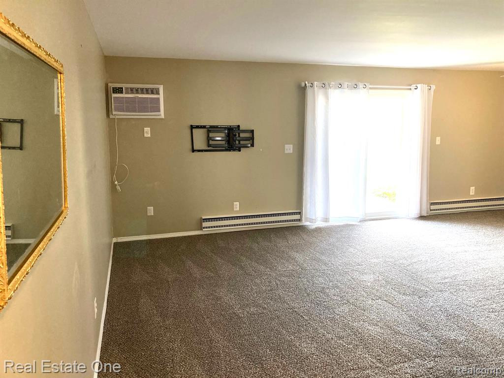 7375 WOODVIEW Street, 2, Westland, MI — Photo 3