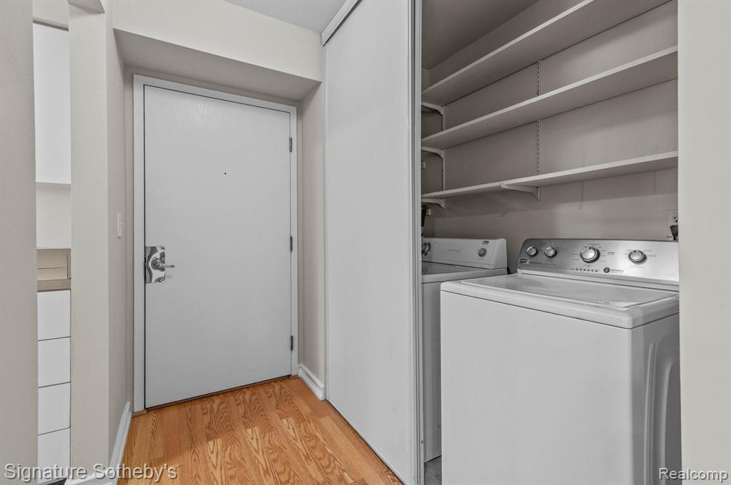 30070 W 12 MILE Road, 126, Farmington Hills, MI 48334 — Photo 12