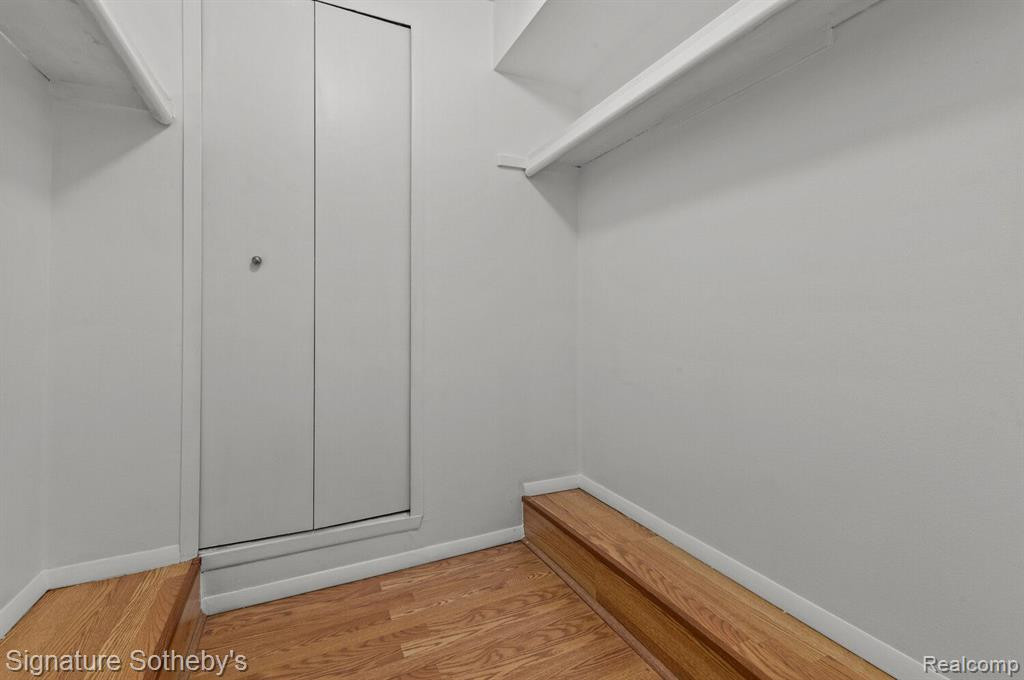 30070 W 12 MILE Road, 126, Farmington Hills, MI 48334 — Photo 15