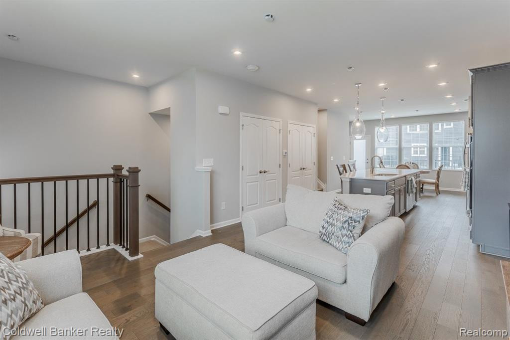 224 S SYDNEY, Plymouth, MI 48170 — Photo 3