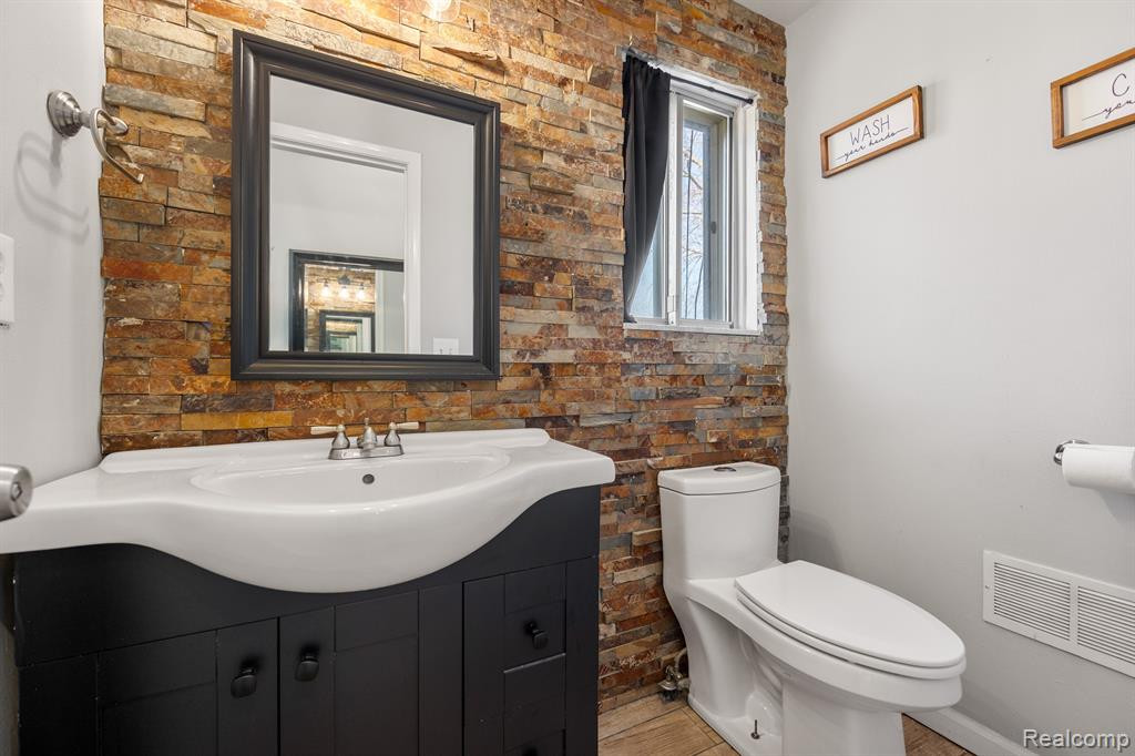 53285 Woodbridge Drive, Shelby Twp, MI 48316 — Photo 20