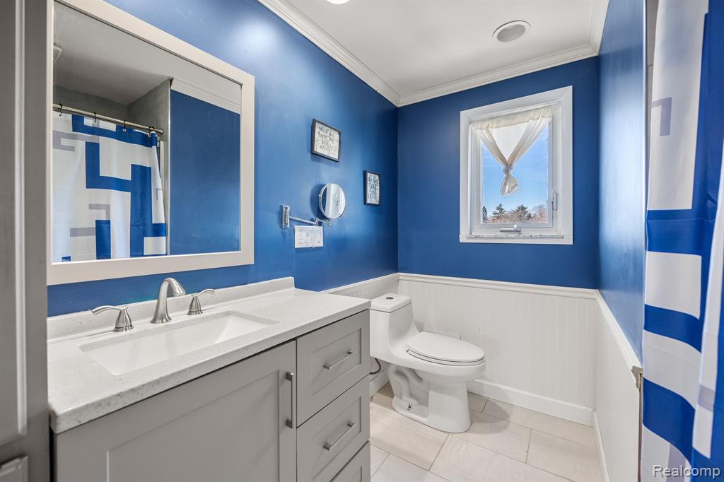 53285 Woodbridge Drive, Shelby Twp, MI 48316 — Photo 23