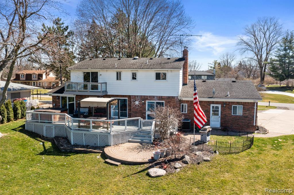 53285 Woodbridge Drive, Shelby Twp, MI 48316 — Photo 48
