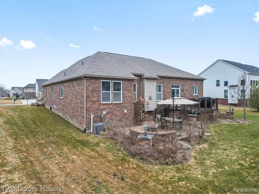 894 BRENTWOOD Court, Oakland, MI — Photo 6