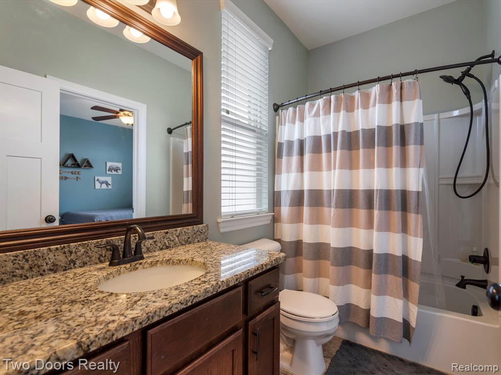 894 BRENTWOOD Court, Oakland, MI — Photo 32