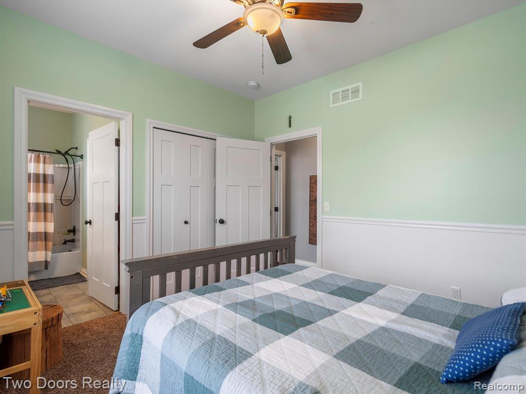 894 BRENTWOOD Court, Oakland, MI — Photo 34