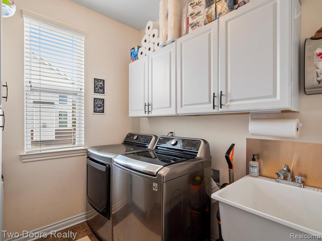 894 BRENTWOOD Court, Oakland, MI — Photo 38