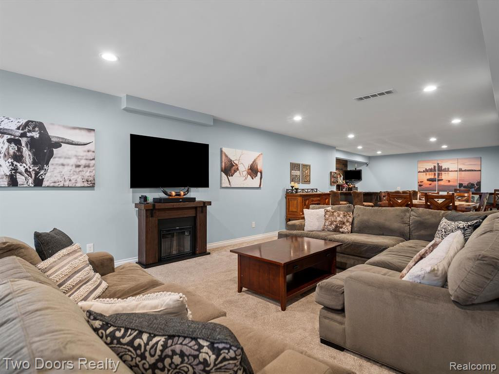 894 BRENTWOOD Court, Oakland, MI — Photo 42
