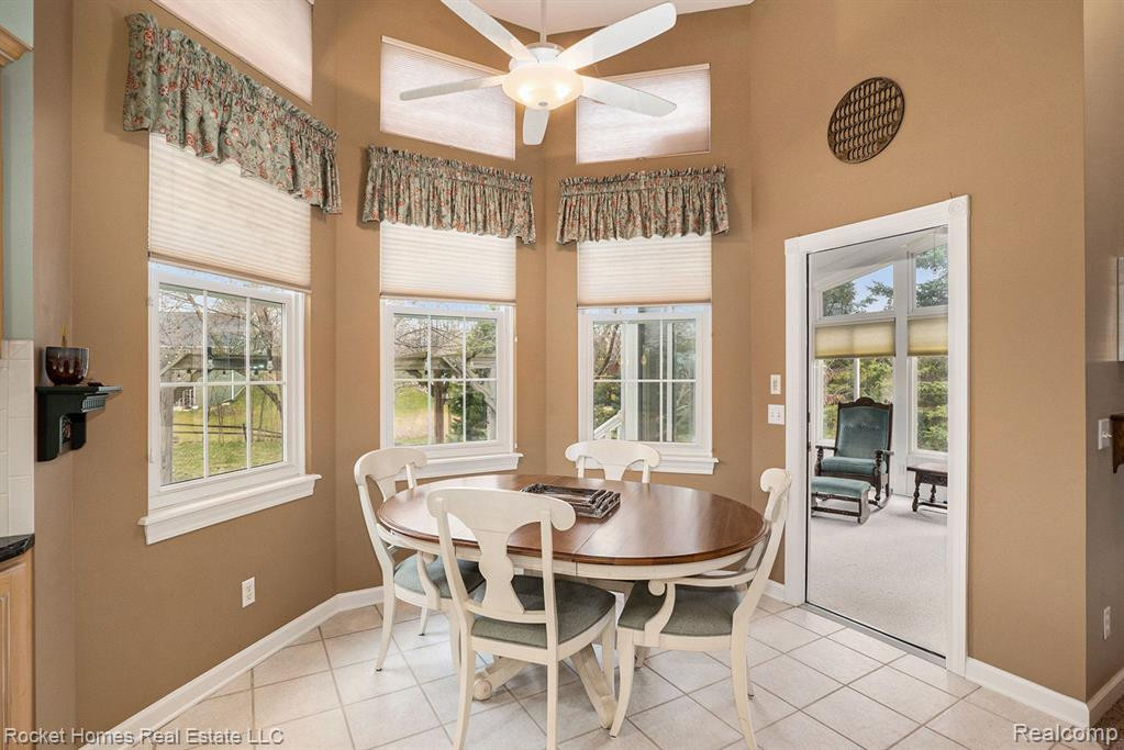 8368 WINDSTONE Court, Goodrich Vlg, MI — Photo 9