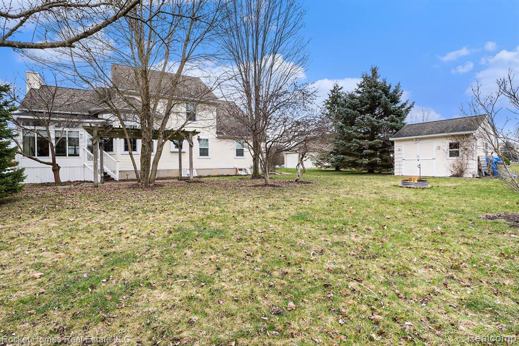 8368 WINDSTONE Court, Goodrich Vlg, MI — Photo 24