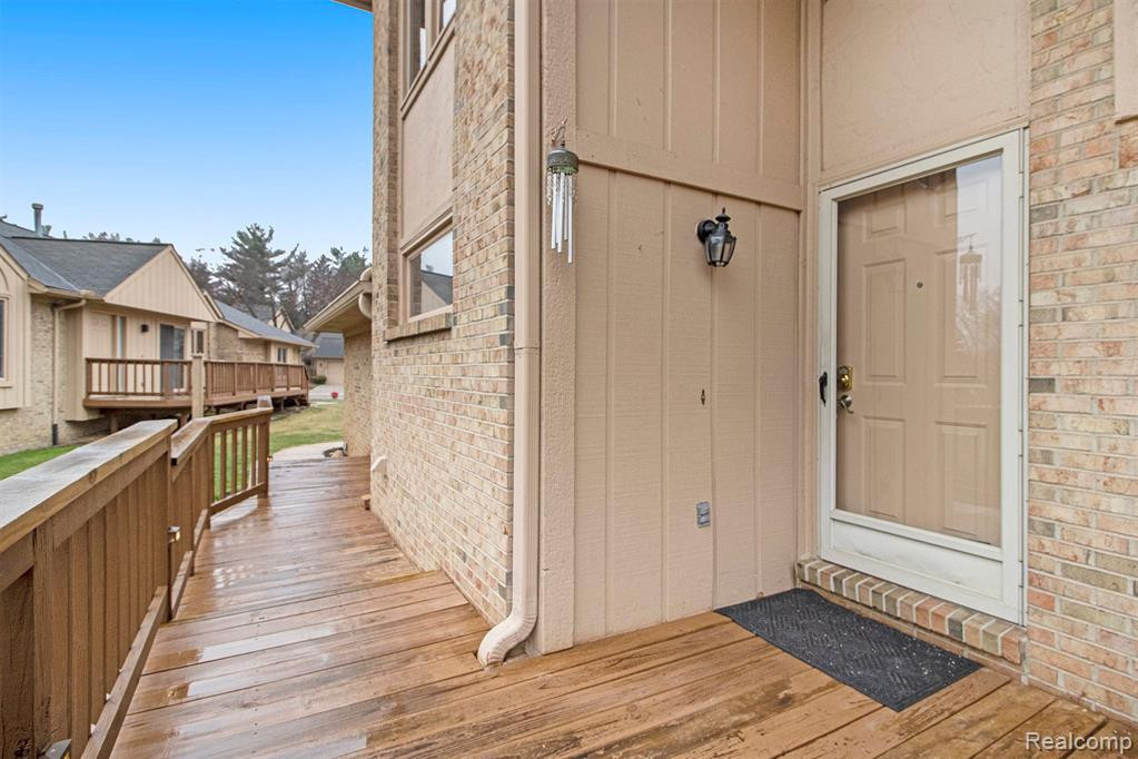 22070 RIVER RIDGE Trail, Farmington Hills, MI 48335 — Photo 24
