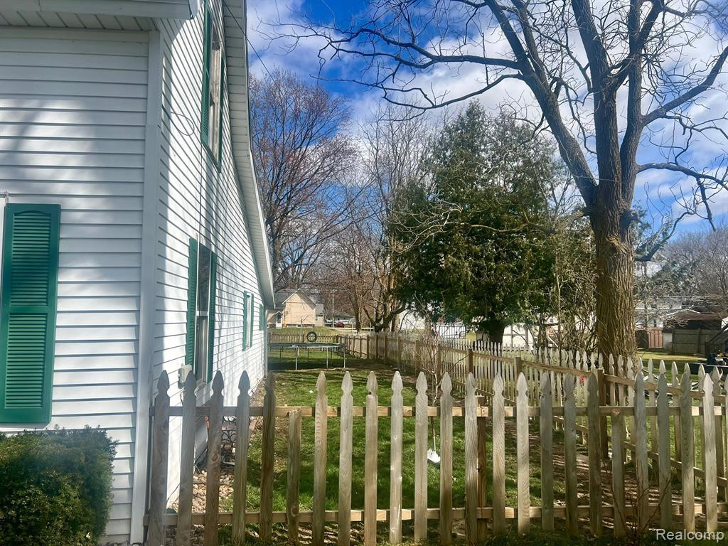 45 JESSIE Street, MI — Photo 3