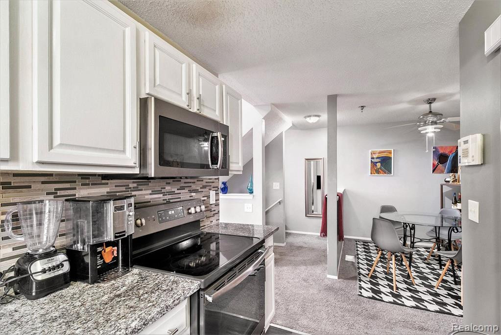 23405 Grayson Drive, Southfield, MI 48075 — Photo 11