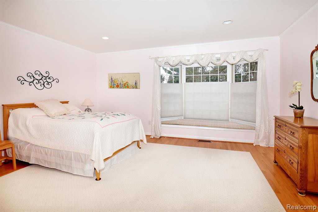 4837 Kew Court, Bloomfield Hills, MI 48301 — Photo 12