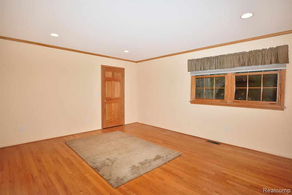 4837 Kew Court, Bloomfield Hills, MI 48301 — Photo 20