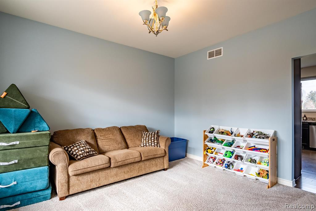 10463 RIVER EDGE Road, York, MI 48176 — Photo 8