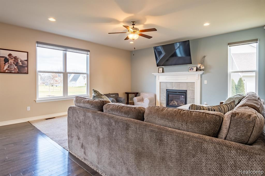 10463 RIVER EDGE Road, York, MI 48176 — Photo 11