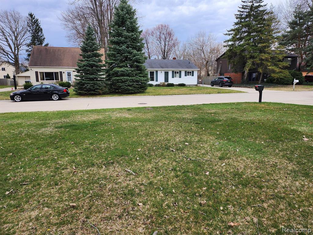 5515 MEADOW VIEW Street, Sterling Heights, MI 48310 — Photo 4