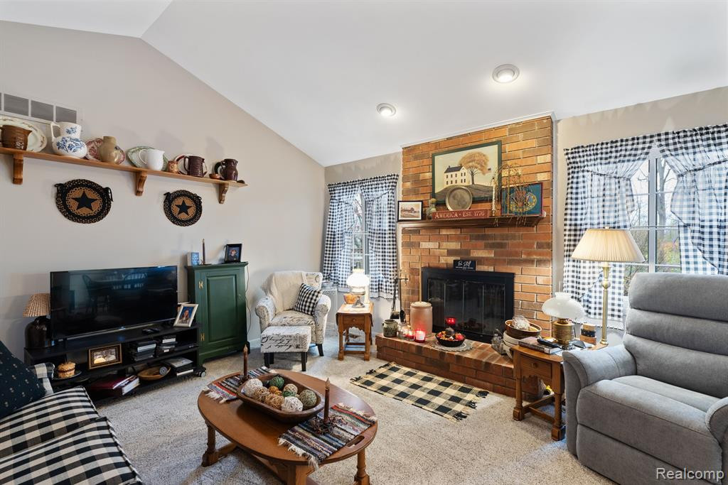 40210 FINLEY Drive, Canton, MI 48188 — Photo 4