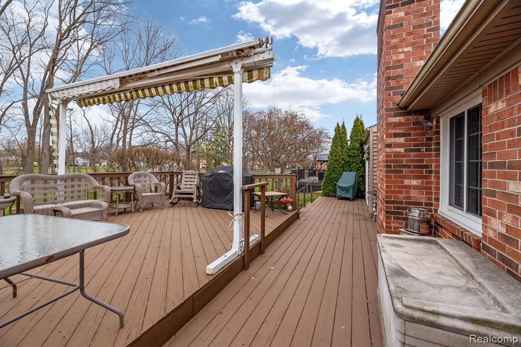 40210 FINLEY Drive, Canton, MI 48188 — Photo 32