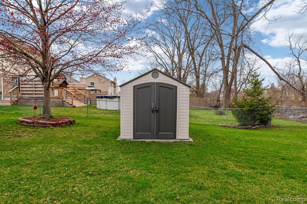 40210 FINLEY Drive, Canton, MI 48188 — Photo 36