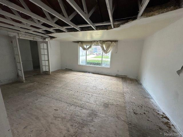 5391 ROBINWOOD Drive, Clyde, MI 48049 — Photo 10