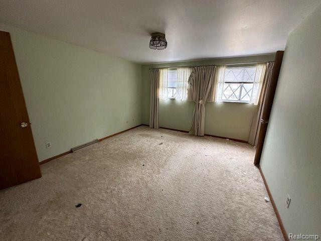 5391 ROBINWOOD Drive, Clyde, MI 48049 — Photo 15