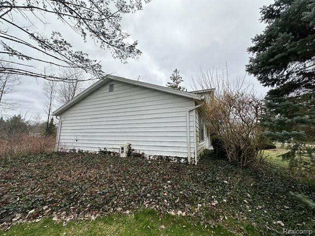 5391 ROBINWOOD Drive, Clyde, MI 48049 — Photo 18