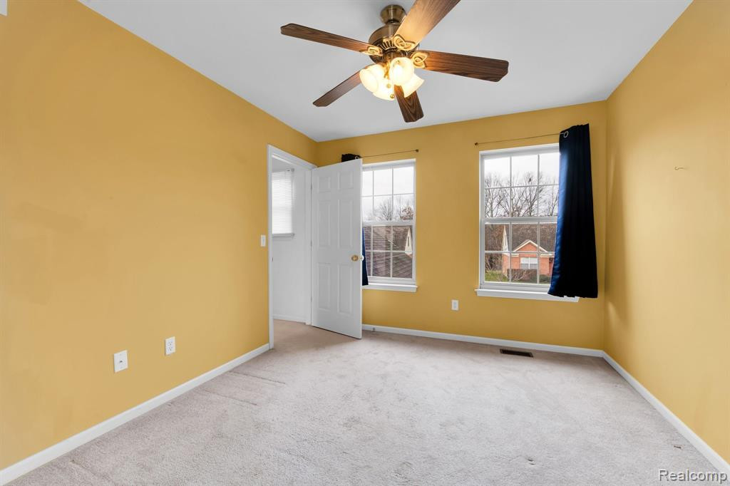 8699 IRONWOOD Drive, Van Buren, MI 48111 — Photo 12