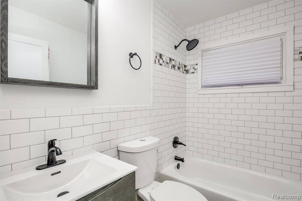 421 BURTON, Ypsilanti, MI 48197 — Photo 13