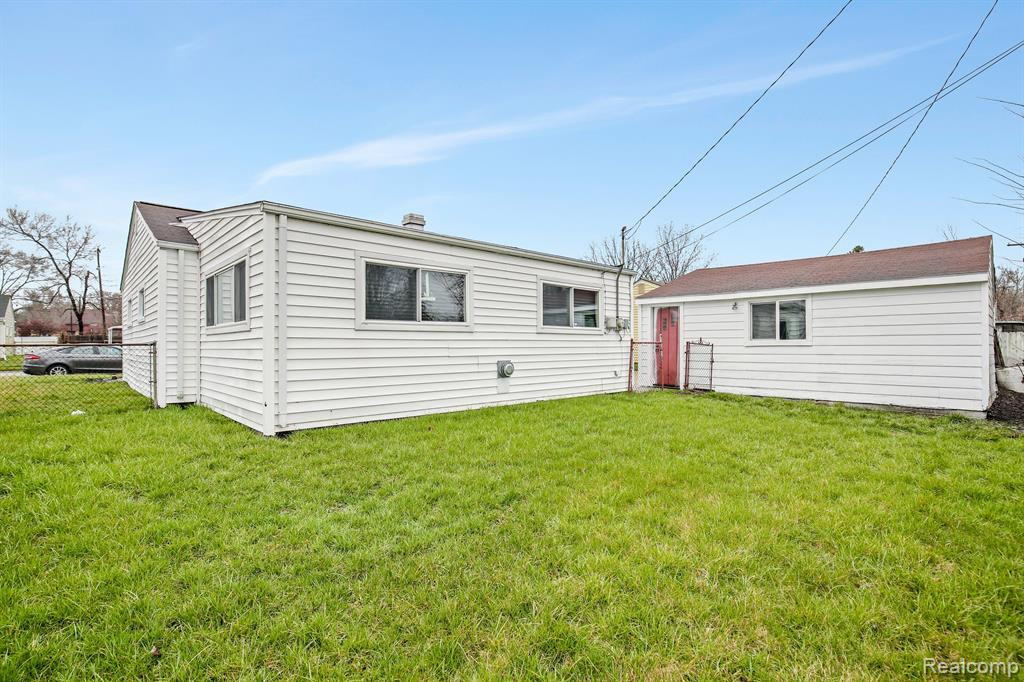 421 BURTON, Ypsilanti, MI 48197 — Photo 20
