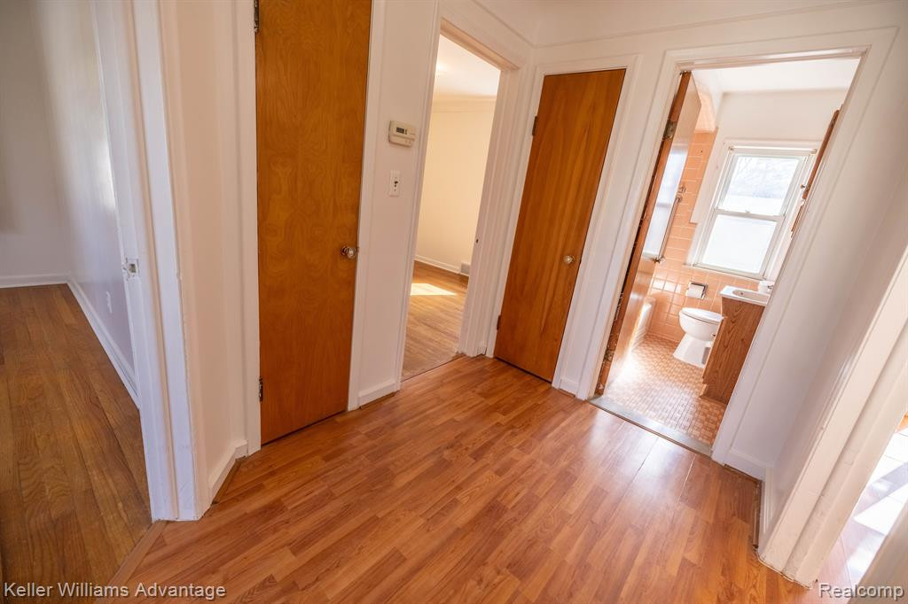 8504 DALE, Center Line, MI 48015 — Photo 8