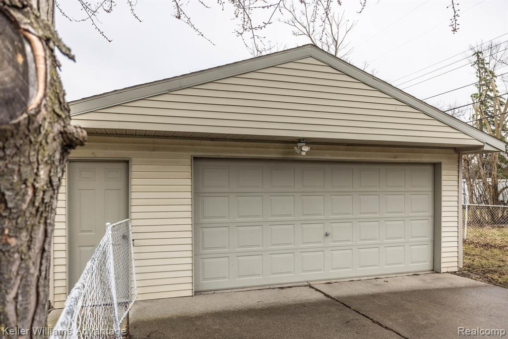 8504 DALE, Center Line, MI 48015 — Photo 20
